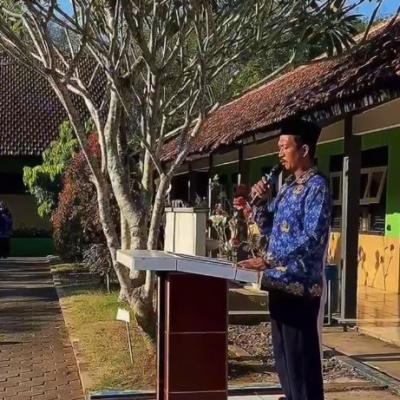 Pembina Upacara 170824